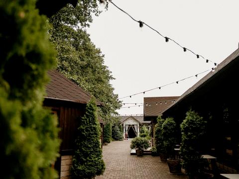 комерційна за адресою Соборна вул., 1-Л