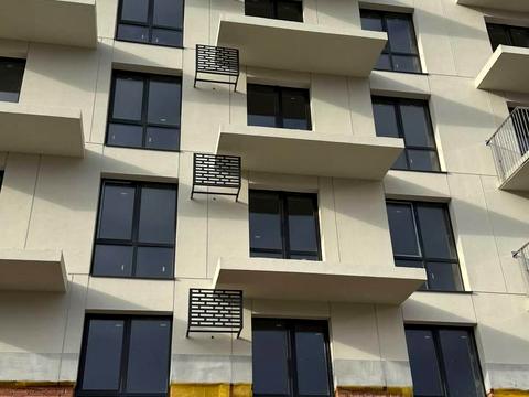 комерційна за адресою Симиренків вул., (Будинок 4)