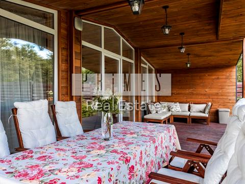 будинок за адресою Сонячна вул.