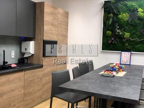 комерційна за адресою Михайла Грушевського вул., 9