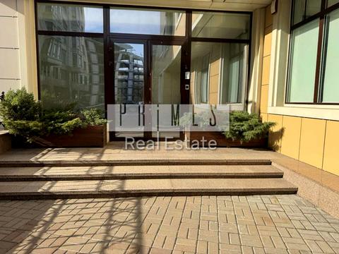 комерційна за адресою Михайла Грушевського вул., 9