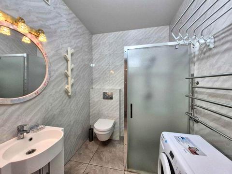 квартира за адресою Юнацька вул., 17