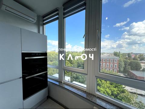 квартира по адресу Ивана Похитонова ул., 9