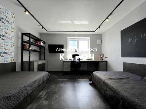 квартира по адресу Ивана Похитонова ул., 9