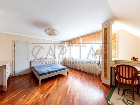 комерційна за адресою Ломаківська вул. (Мічуріна), 2