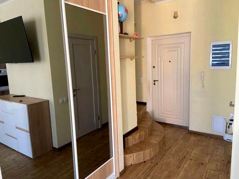 квартира за адресою Регенераторна вул., 4