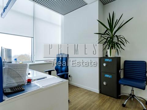 комерційна за адресою Михайла Грушевського вул., 9б