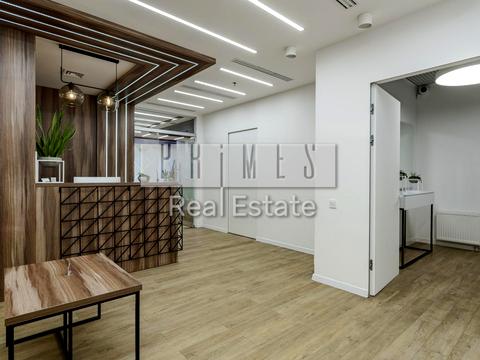 комерційна за адресою Михайла Грушевського вул., 9б