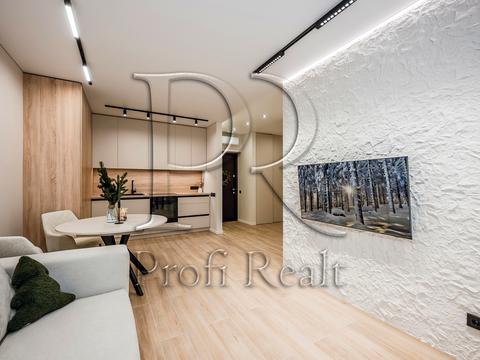 квартира за адресою Олександра Олеся вул., 4