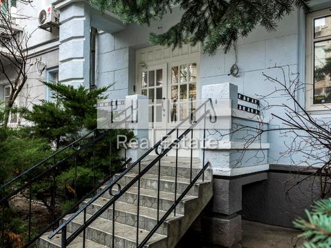 комерційна за адресою Дарвіна вул., 5