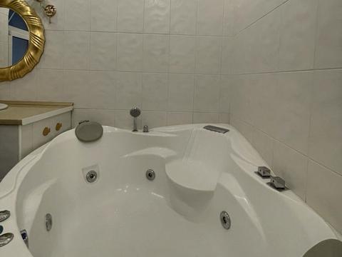 квартира за адресою Велика Васильківська вул. (Червоноармійська), 58