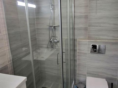 квартира за адресою Залізнична вул., 9