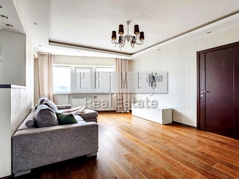 квартира за адресою Верховної Ради бульв., 14-Б