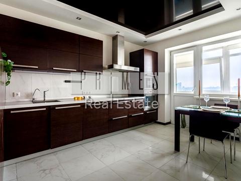 квартира за адресою Верховної Ради бульв., 14-Б