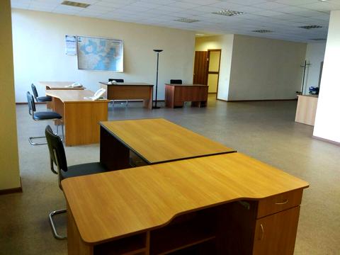 комерційна за адресою Харківське шосе, 19