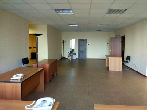 комерційна за адресою Харківське шосе, 19