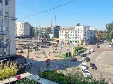 квартира за адресою Кам'янське (Дніпродзержинськ), Свободи просп., 49