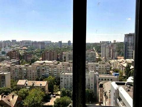 квартира по адресу Василия Тютюнника ул. (Анрі Барбюса), 39