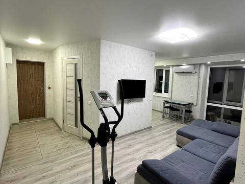 квартира за адресою Кам'янське (Дніпродзержинськ), Свободи просп., 76