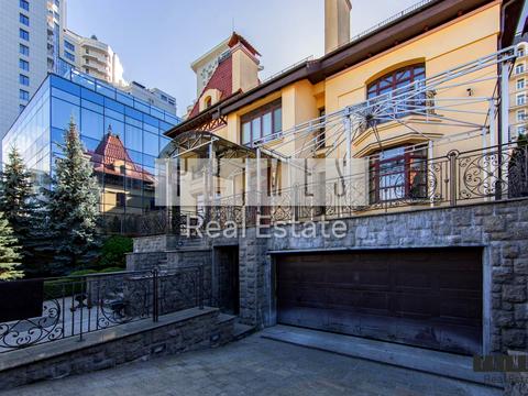 будинок за адресою Буслівська вул., 10