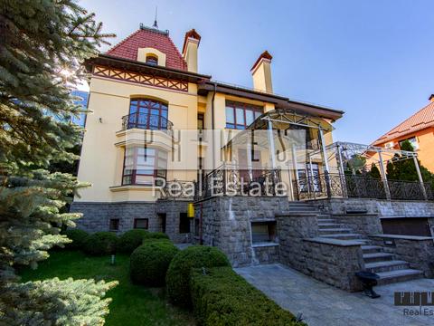 будинок за адресою Буслівська вул., 10