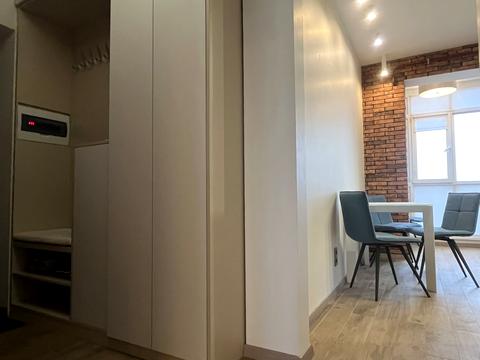 квартира по адресу Українська ул., 83б