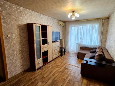 квартира за адресою Героїв просп., 4