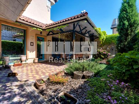 будинок за адресою Локомотивна вул., 40