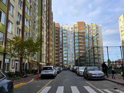 квартира за адресою Академіка Шалімова вул., 63