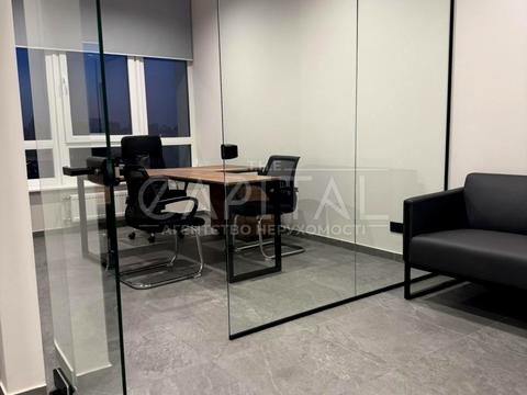 комерційна за адресою Жилянська вул., 68