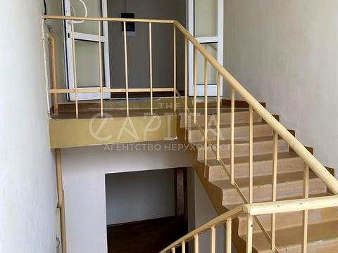 комерційна за адресою Новопирогівська вул., 64А