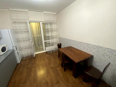 квартира за адресою Ревуцького вул., 54-Б