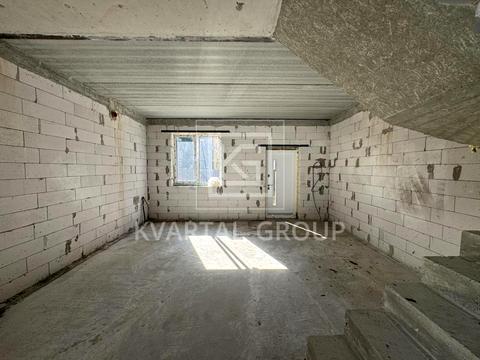 дом по адресу вул. Українська, 80