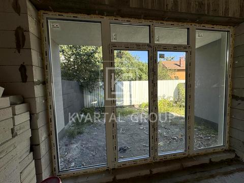 дом по адресу вул. Українська, 80