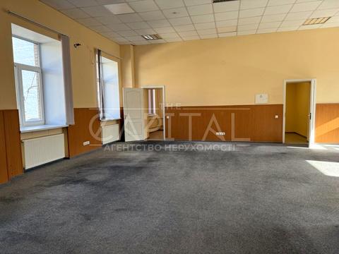 комерційна за адресою Казимира Малевича вул. (Боженка), 86