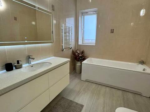 будинок за адресою Саксаганського вул.