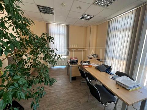 коммерческая по адресу Антоновича ул. (Горького), 33В