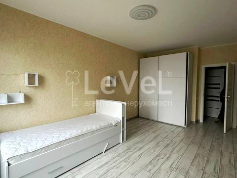 квартира за адресою Академіка Заболотного вул., 1-Б