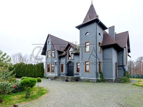 будинок за адресою Броварський