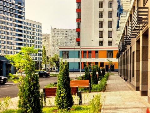 комерційна за адресою Євгена Сверстюка вул. (Марини Раскової), 6-Г