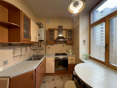 квартира за адресою Київ, Панаса Мирного вул., 3