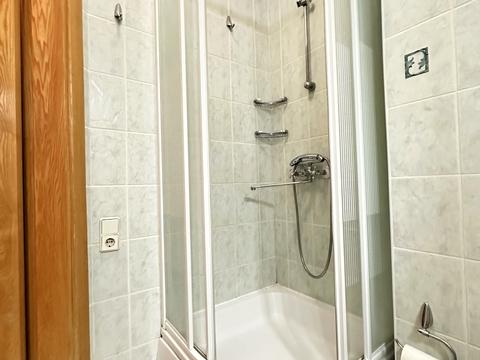 квартира за адресою Київ, Панаса Мирного вул., 3