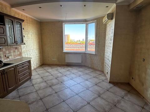 квартира за адресою Середньофонтанська вул., 19б