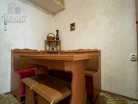 кімната за адресою Нижньосироватська вул., 62