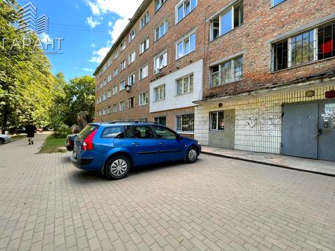 кімната за адресою Нижньосироватська вул., 62