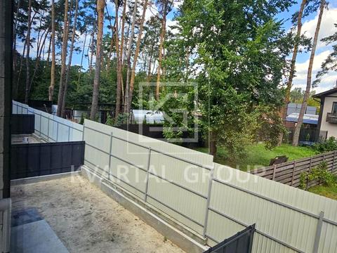 дом по адресу вул. Красовських