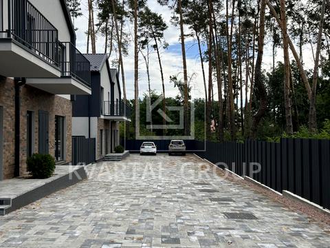 дом по адресу вул. Красовських