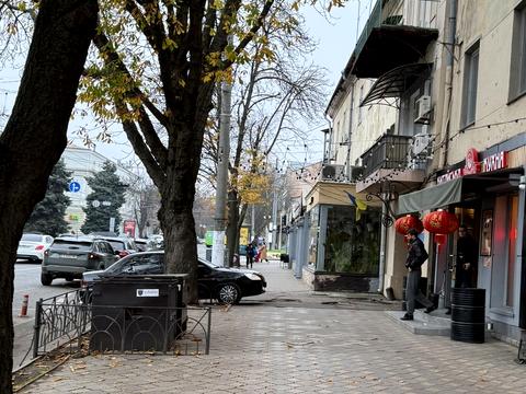 коммерческая по адресу Буніна, 35