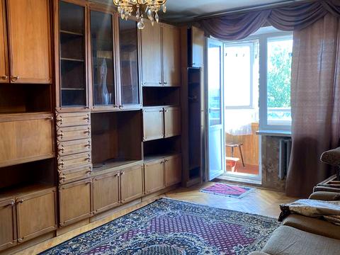 квартира за адресою Гната Хоткевича вул., 20