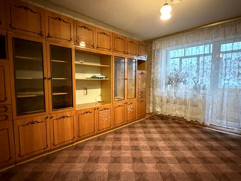 квартира за адресою Домбровського вул., 45